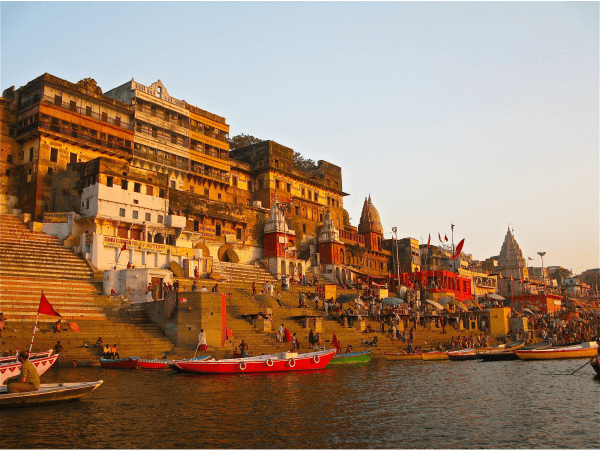 Haldwani to Prayagraj Taxi Service